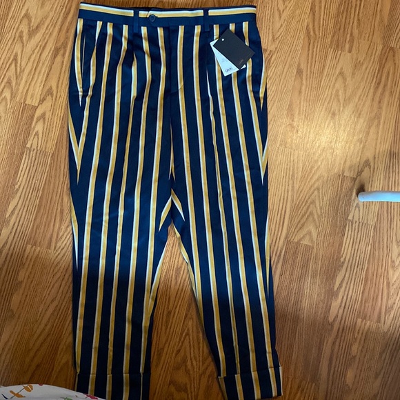 Striped pants brand new w/ tags. - Picture 1 of 3